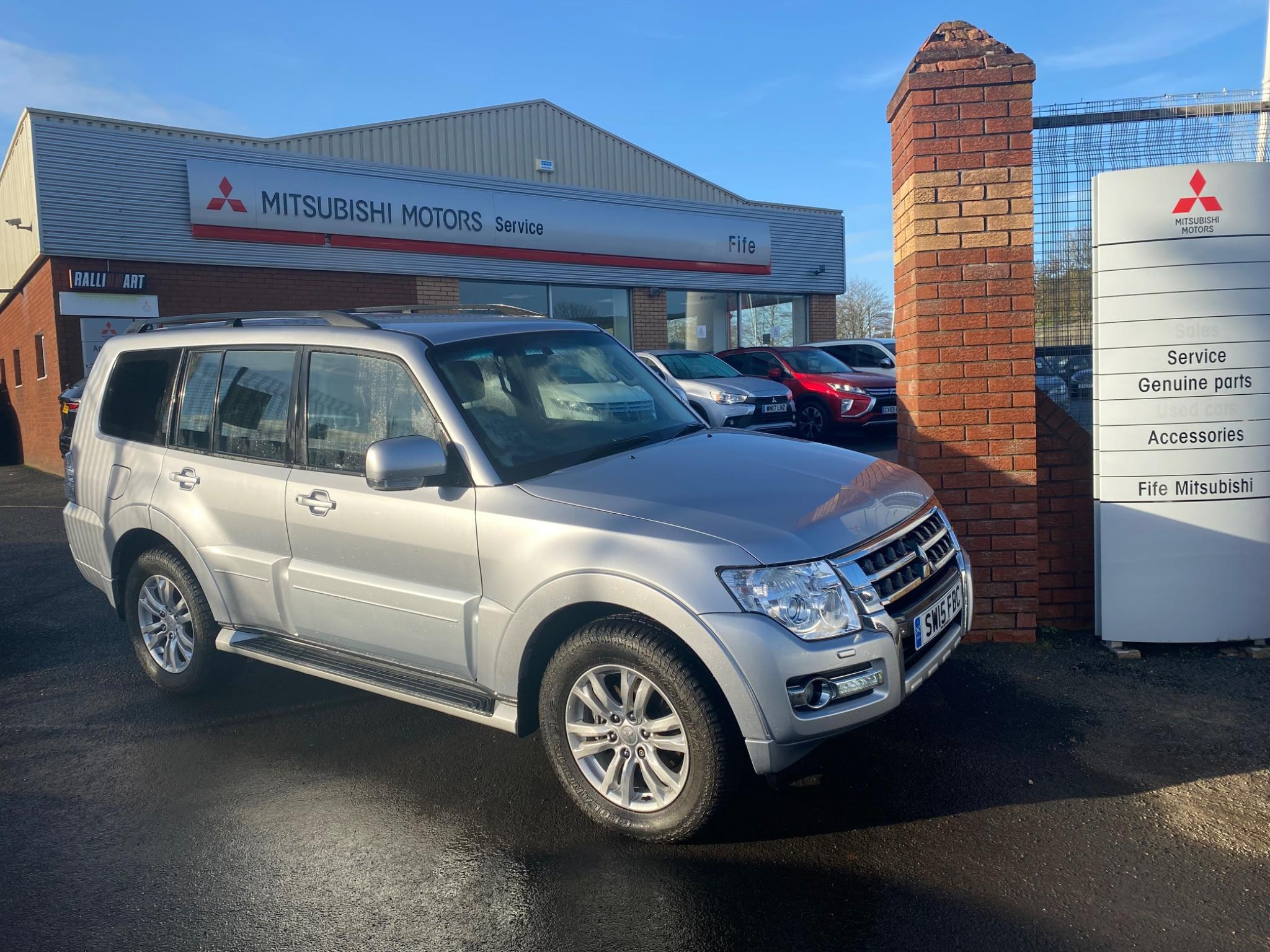 2015 Mitsubishi Shogun