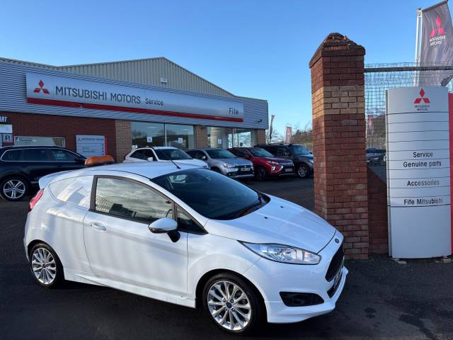 Ford Fiesta Van 1.5 TDCi Sport Van Car Derived Van Diesel WHITE