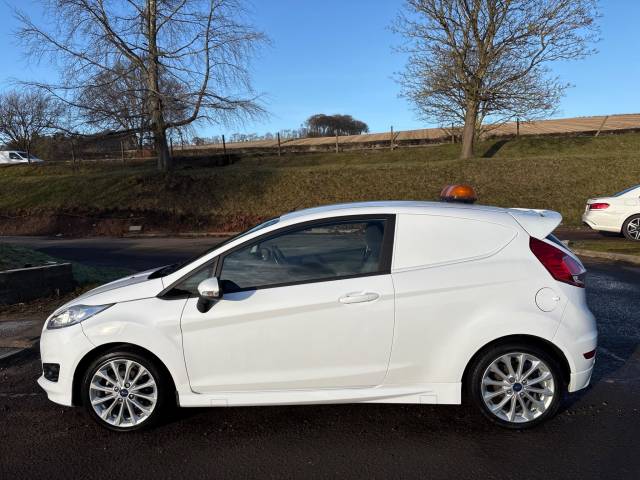 2017 Ford Fiesta Van 1.5 TDCi Sport Van